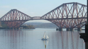  Crawsteps  Queensferry